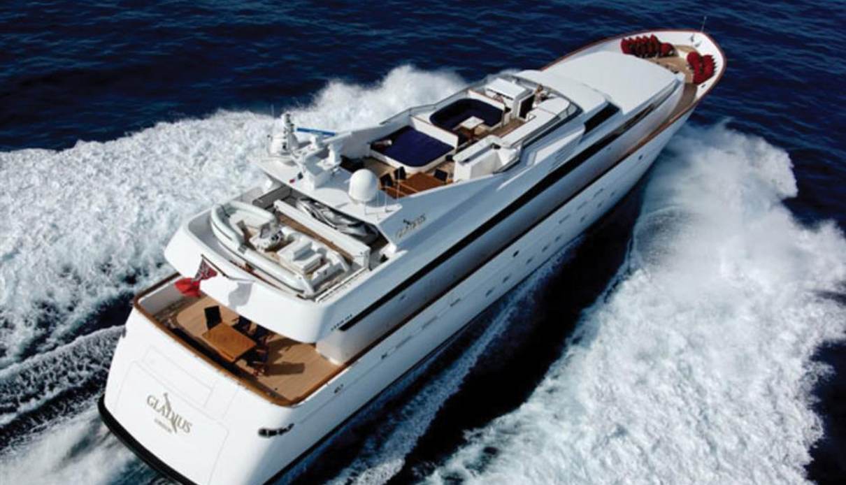 Gladius yacht, Cantieri di Pisa