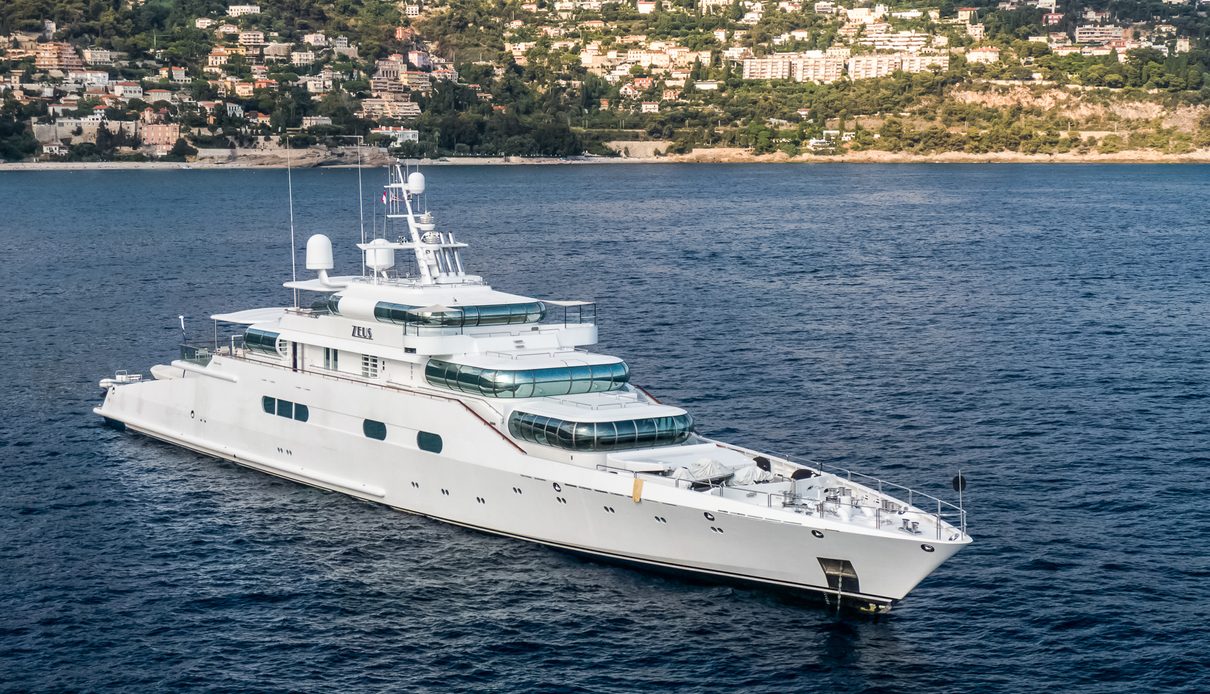 Zeus yacht