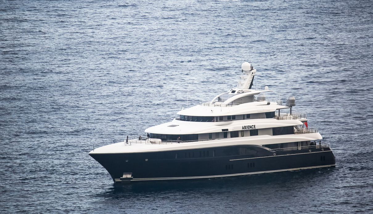 Arience yacht