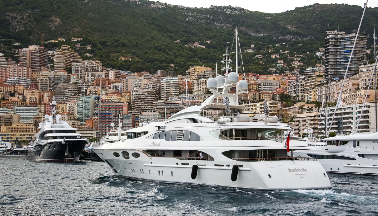 Lady B yacht