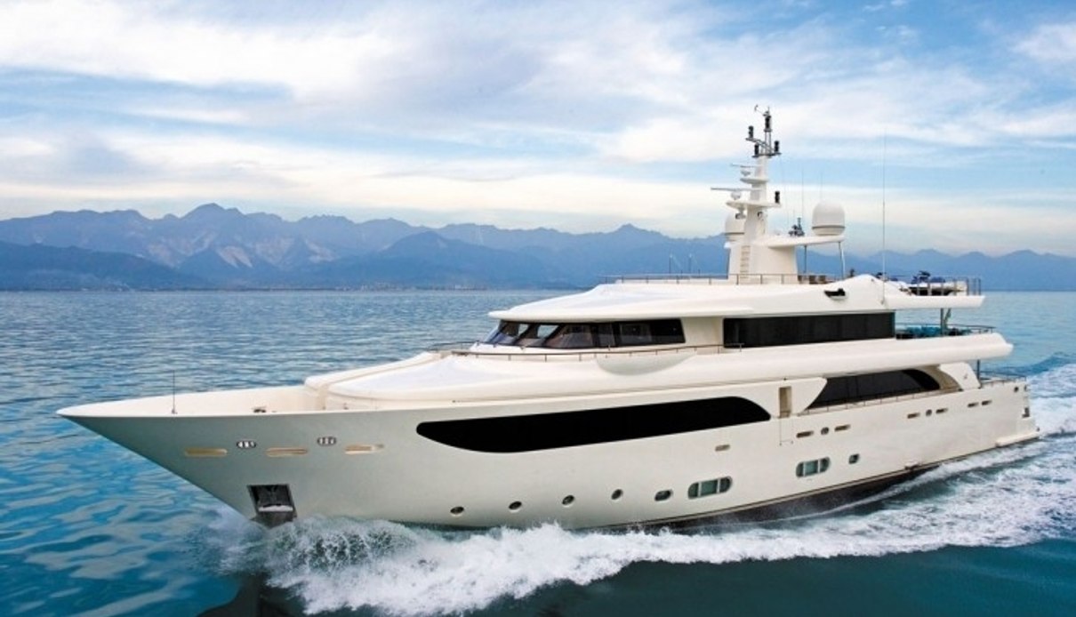 Emotion 2 yacht