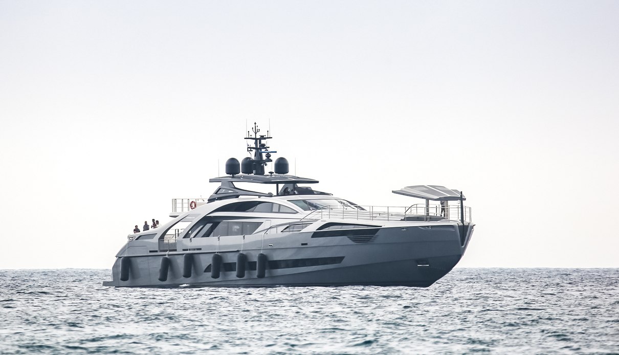 Chorusline yacht