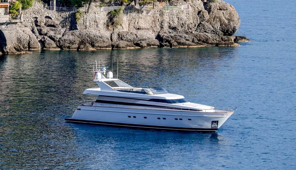 Galini yacht, Cantieri di Pisa