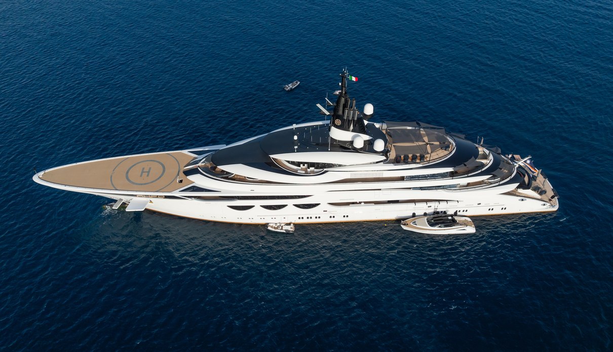 Ahpo yacht, Lurssen