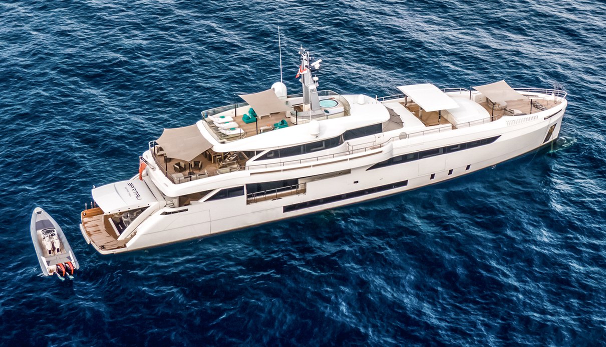 Bartali yacht, Wider Yachts