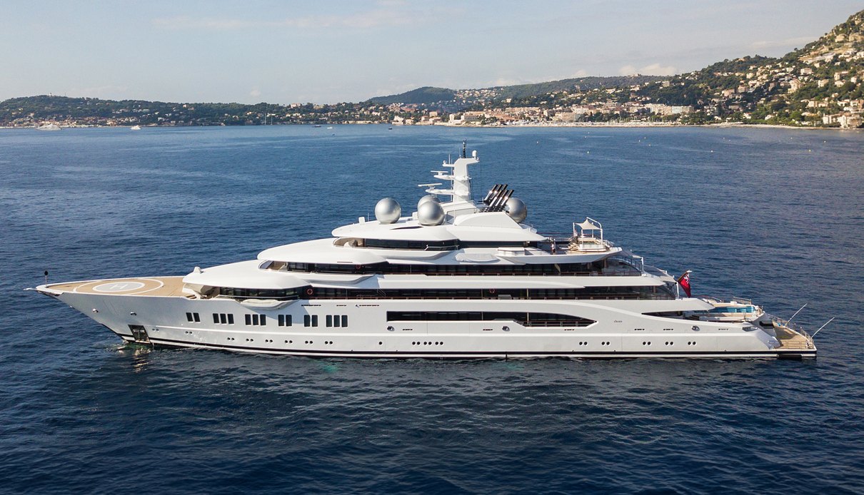 Amadea yacht, Lurssen