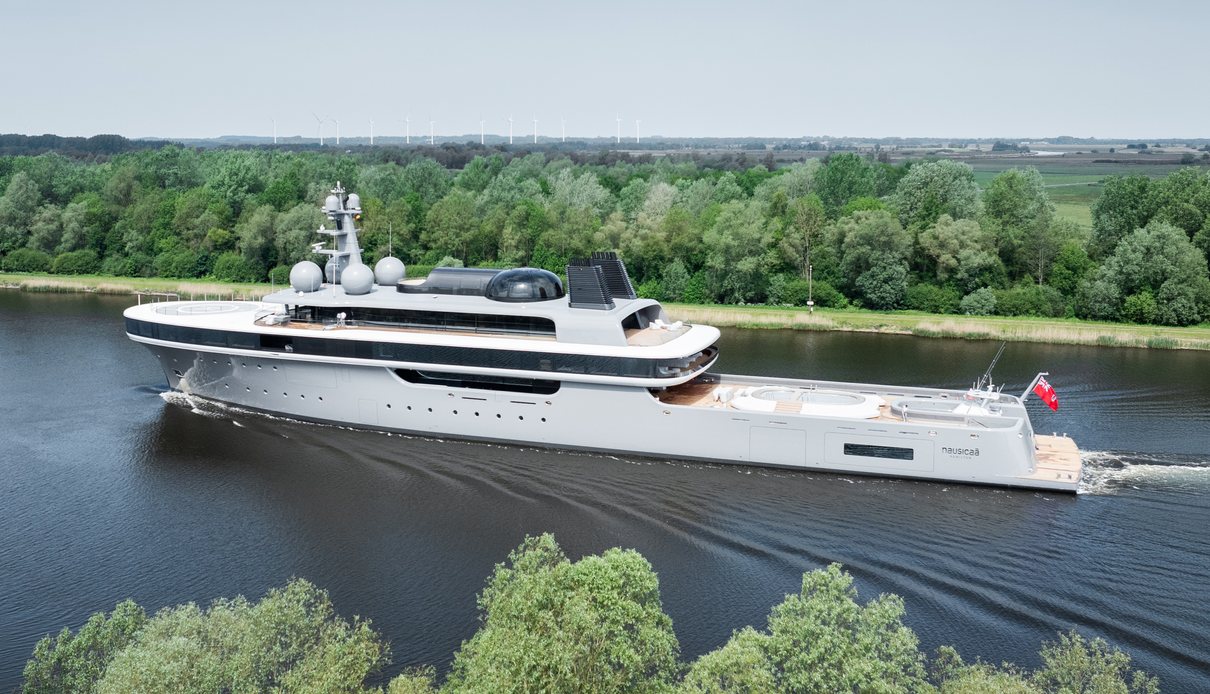 Nausicaä yacht, Lurssen