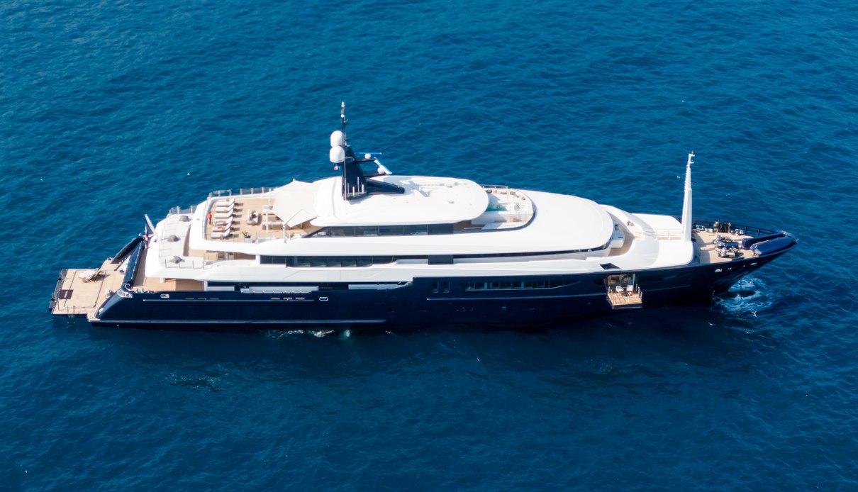 Arbema yacht, CRN Yachts