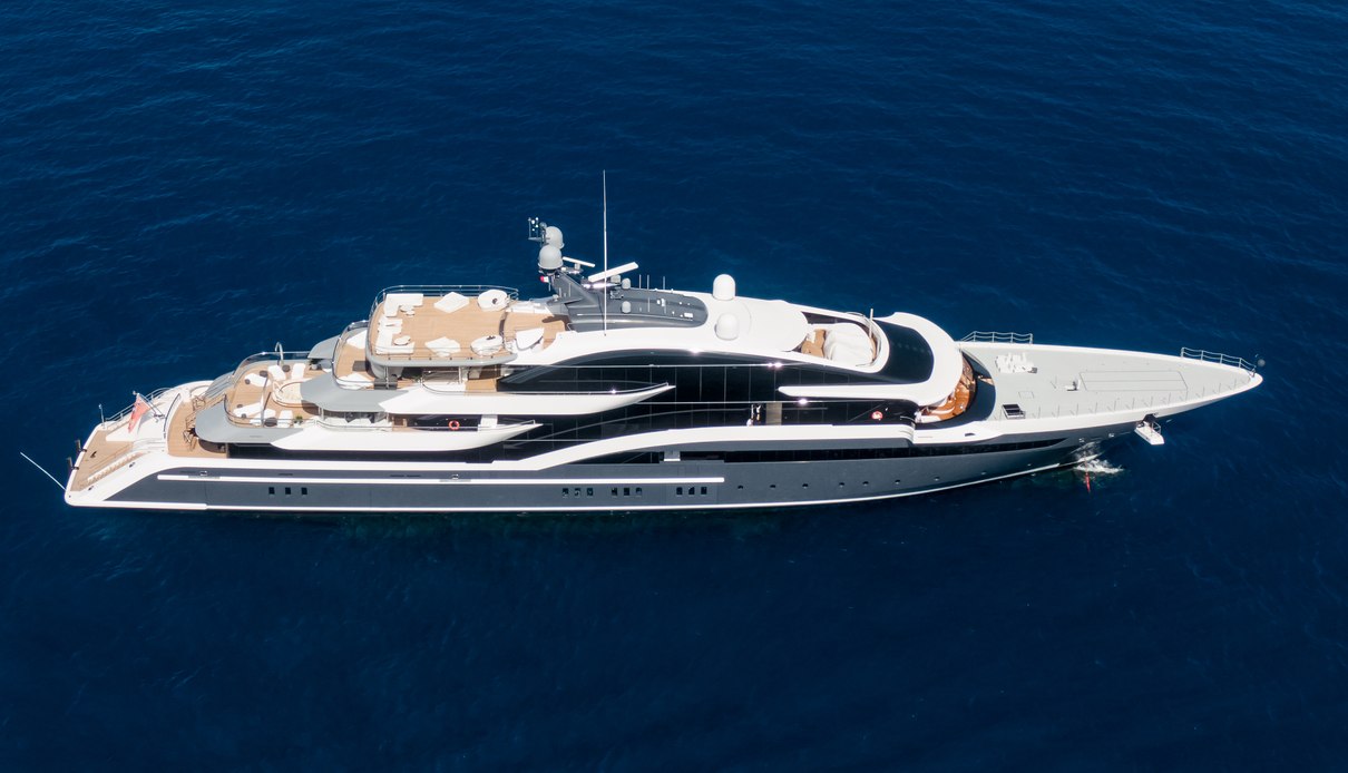 Luna yacht, Oceanco