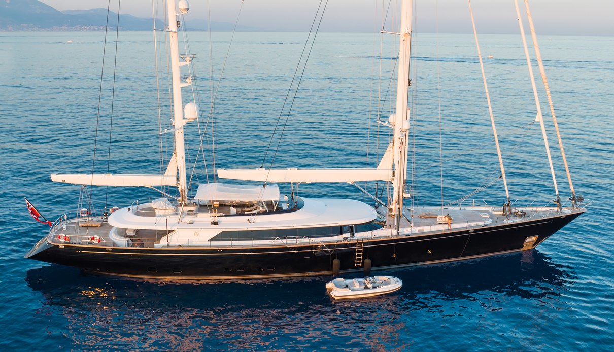 Parsifal III yacht, Perini Navi