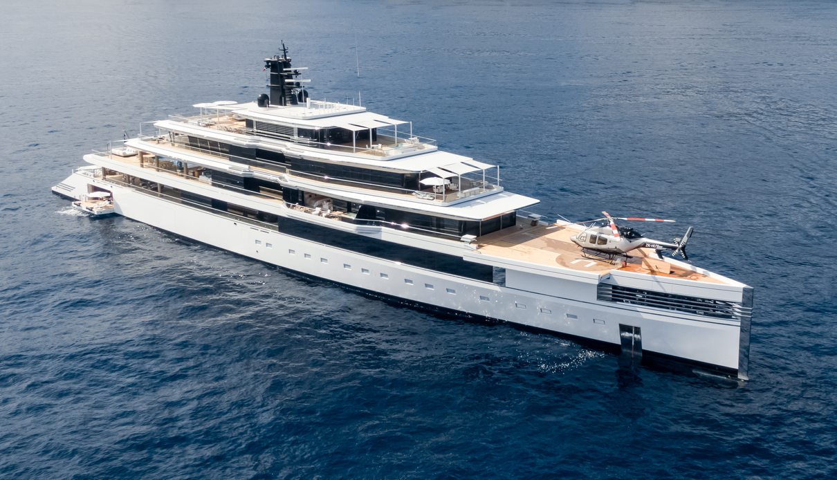 Ulysses yacht, Feadship