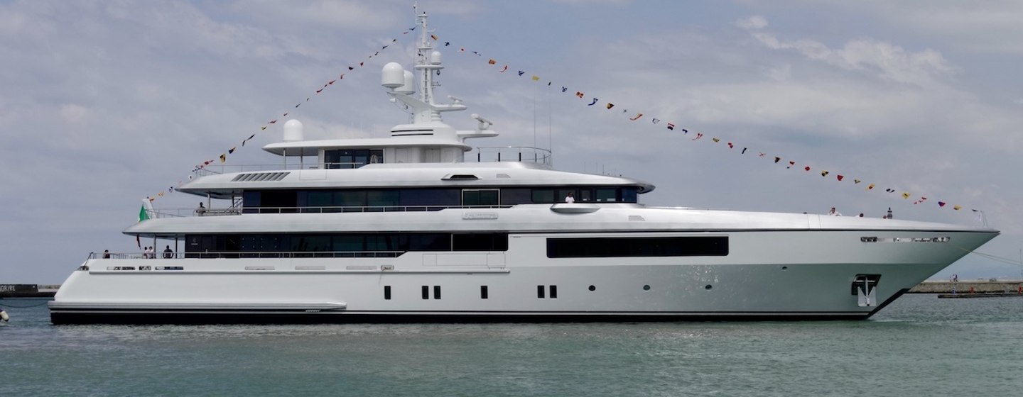 Codecasa launches fully custom superyacht FRAMURA photo 1