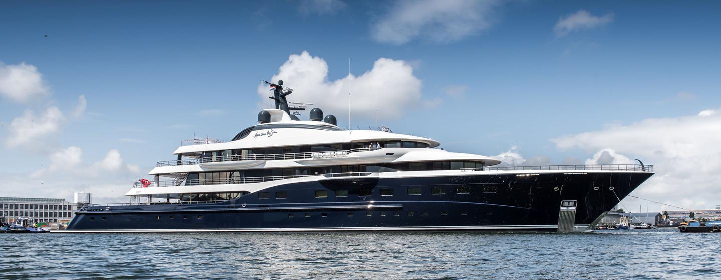 Superyacht Here Comes the Sun 