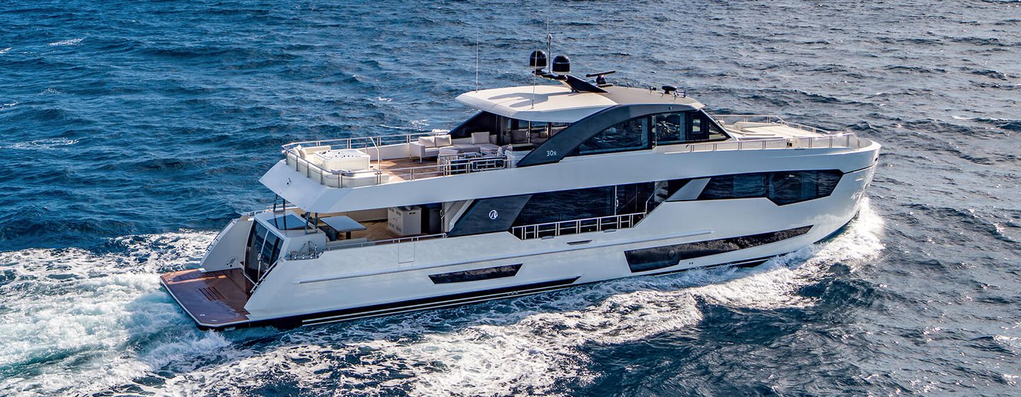 Ocean Alexander 30R Yachts, Example 1