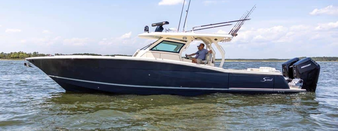 Scout 400 LXF Boats, Example 1