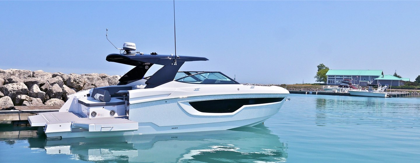 Cruisers 38 GLS I/O Boats, Example 1