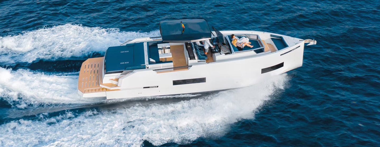 De Antonio D50 Open Boats, Example 1