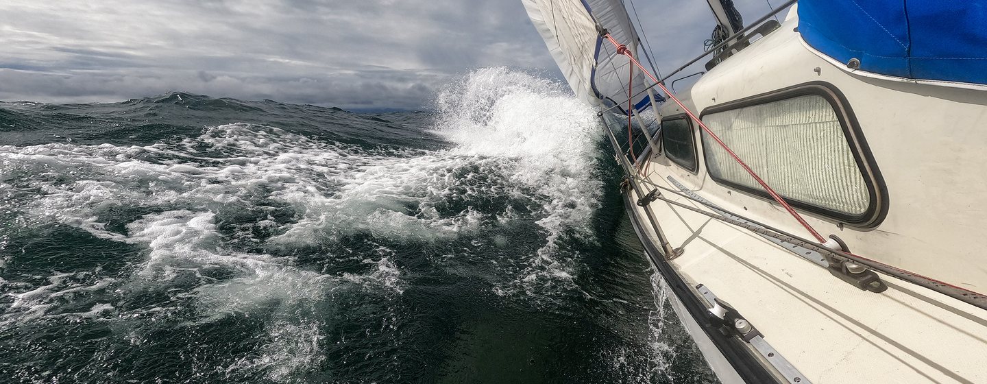 How weather affects yacht performance