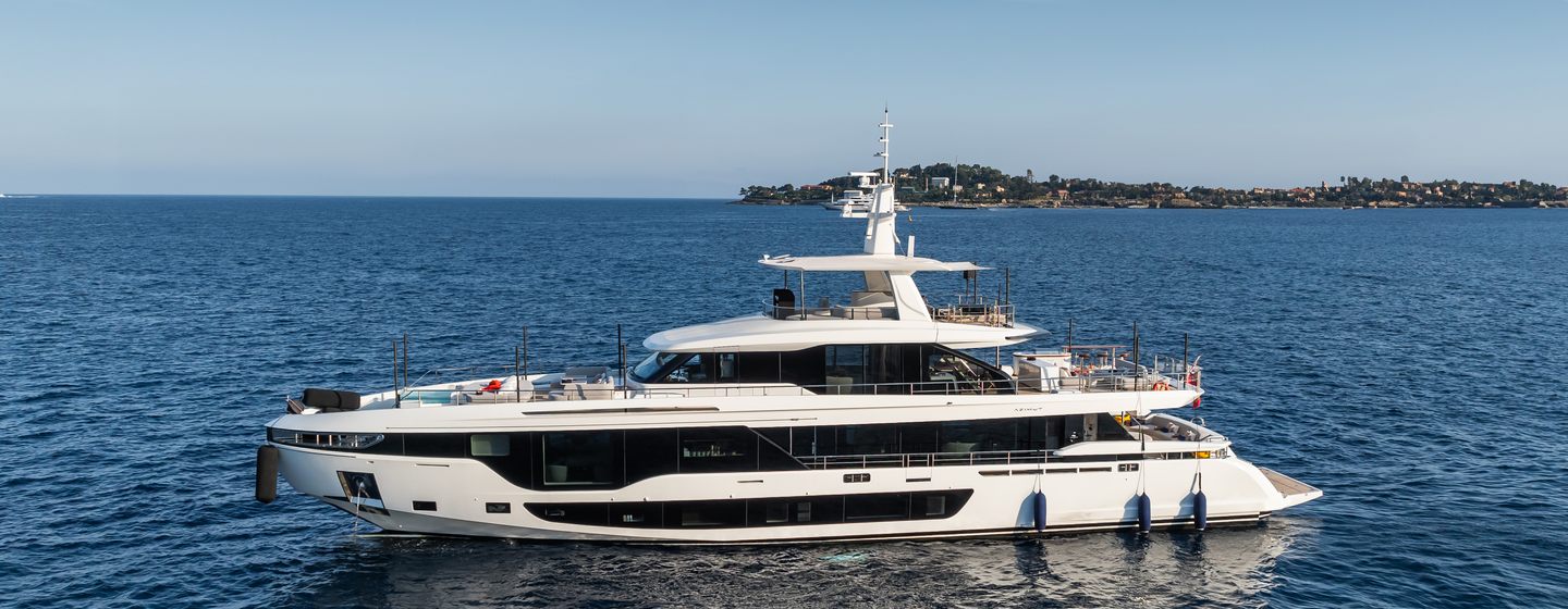 Azimut Grande 36M superyacht Abie at anchor in a calm sea