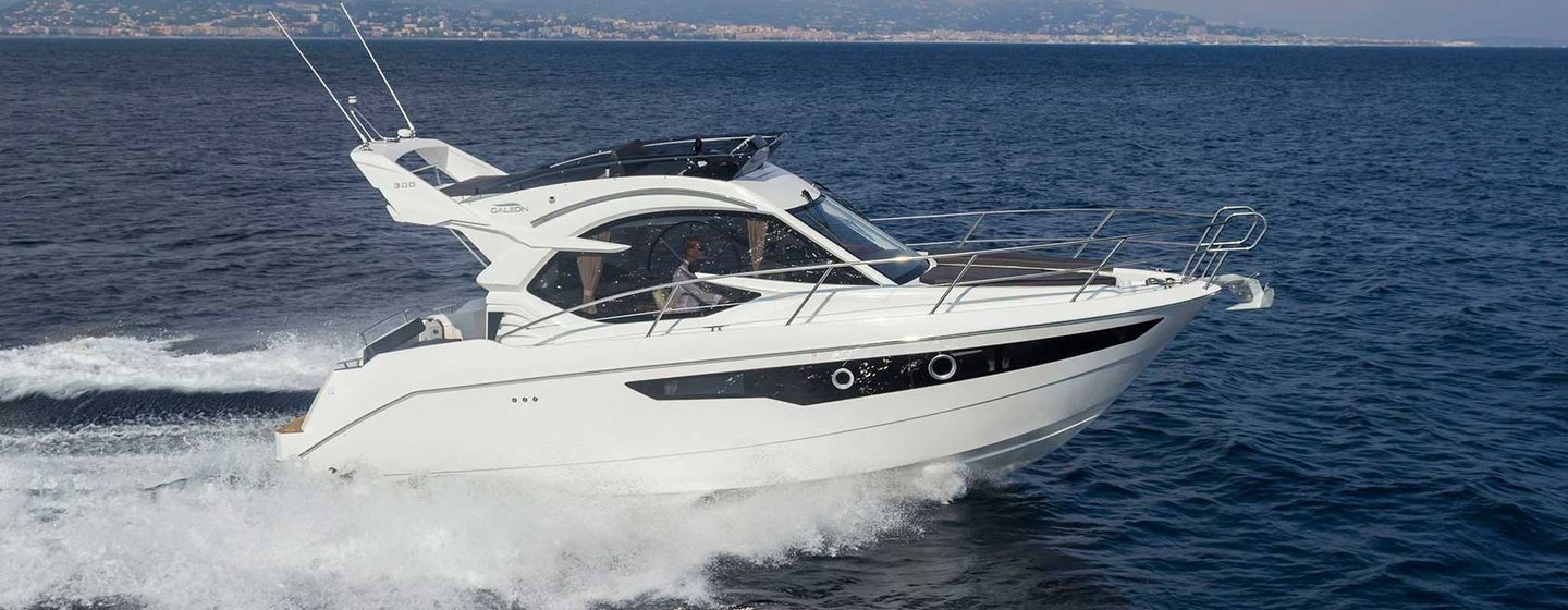 Galeon 300 Fly Boats, Example 1