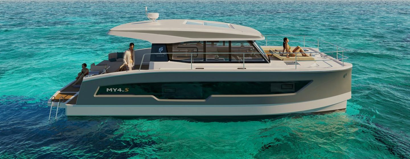 CGI of Fountaine Pajot MY4.S on water