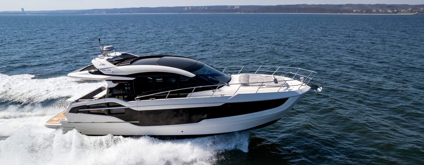 Galeon 450 HTC Boats, Example 1