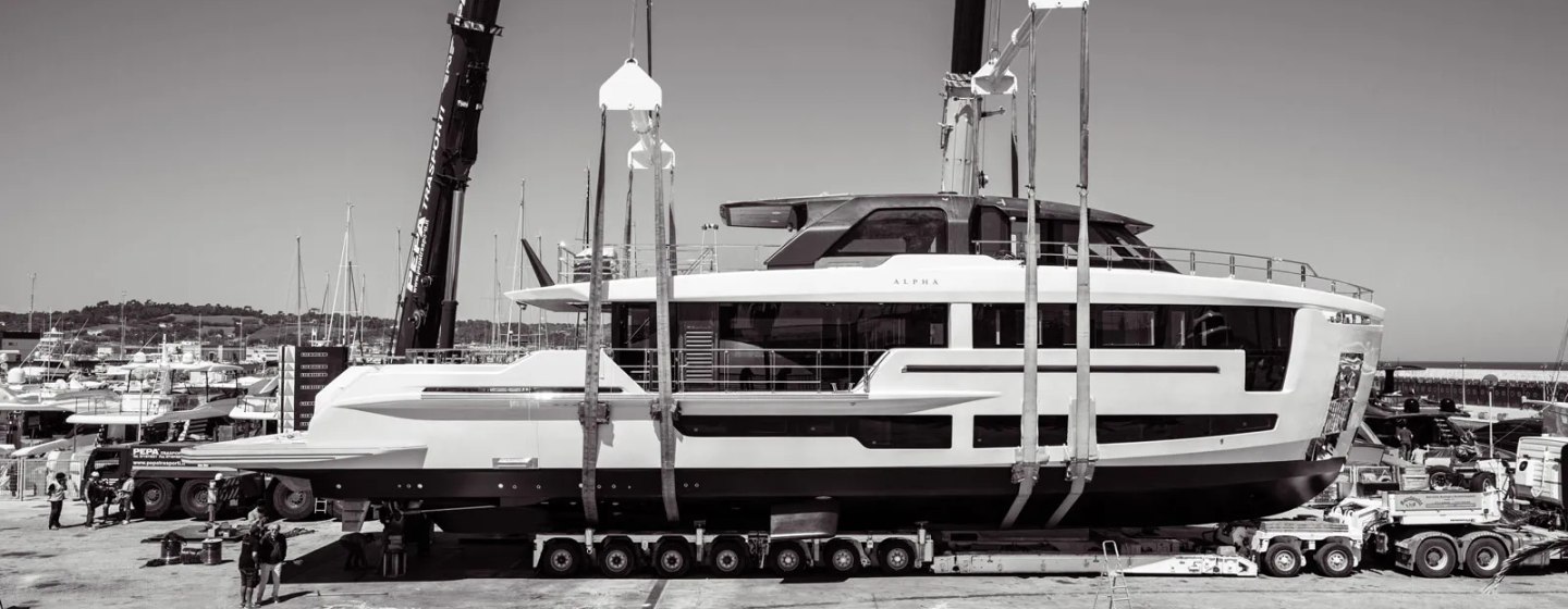 First 30m Squalo 100 launched by Alpha Custom Yachts photo 1