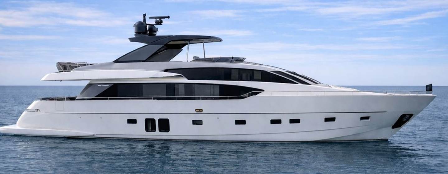 Sanlorenzo motor yacht Slam at anchor side view 