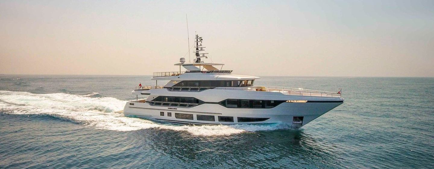 37m Gulf Craft Majesty 120 Superyacht Beaute for Sale  photo 1