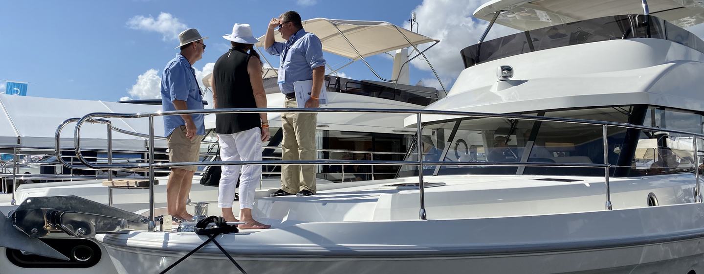 A Guide to Yacht Brokers and Dealers review