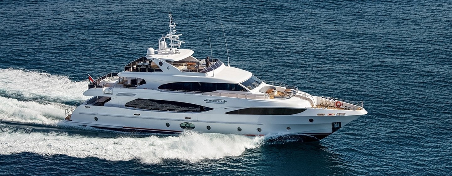 Gulf Craft Majesty 125 Yachts (Mk2, 2017 - 2019), Example 1