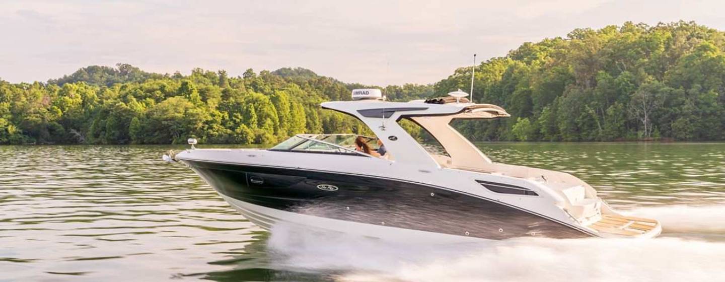 Sea Ray SLX 350 Boats, Example 1