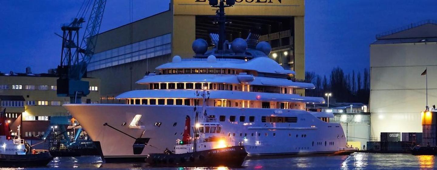 Lurssen's superyacht BLUE being launched