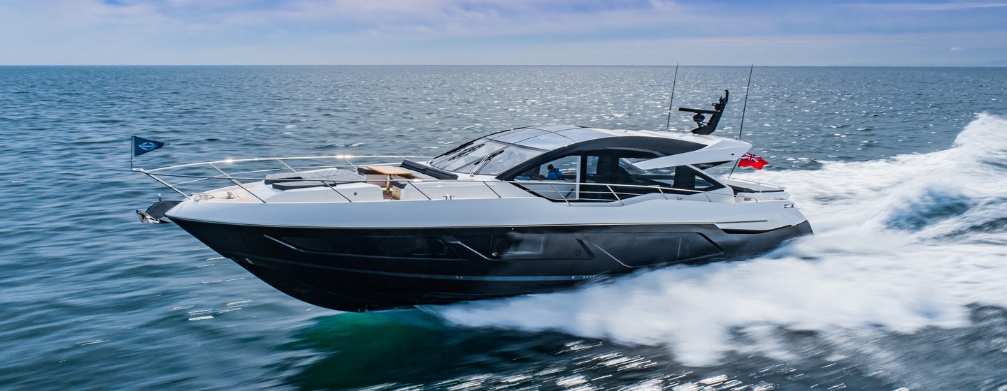 Sunseeker Predator 74 XPS Yachts (2021 - 2024), Example 1