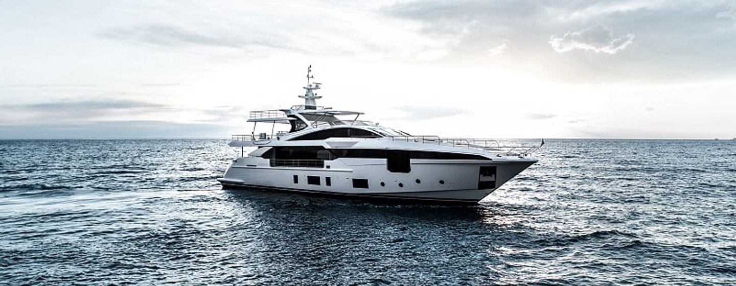 Azimut Presents Trio Of US Premieres at Miami Yacht Show photo 1