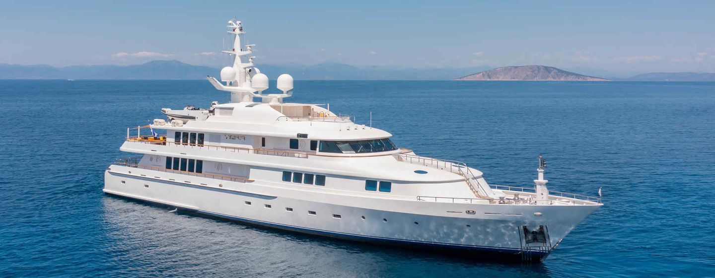 Superyacht Vera