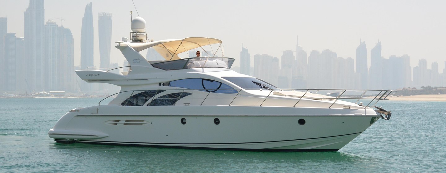 Azimut 50 Yachts (Gen 1, 2002 - 2010), Example 1