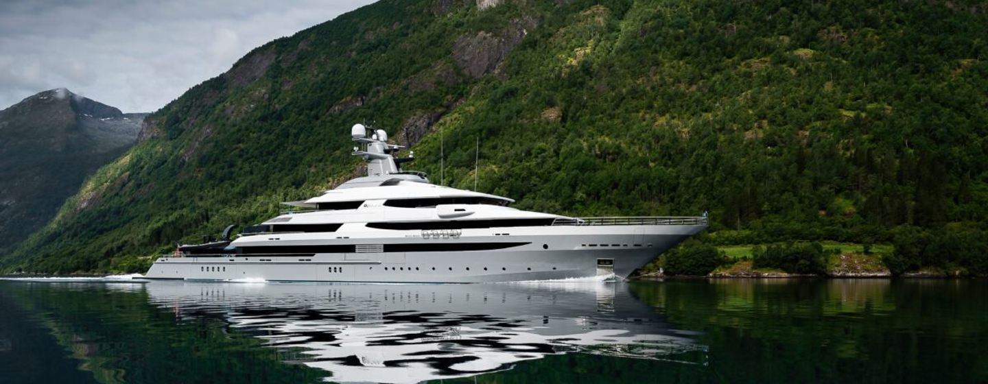 Oceanco Support Yacht Draak under way