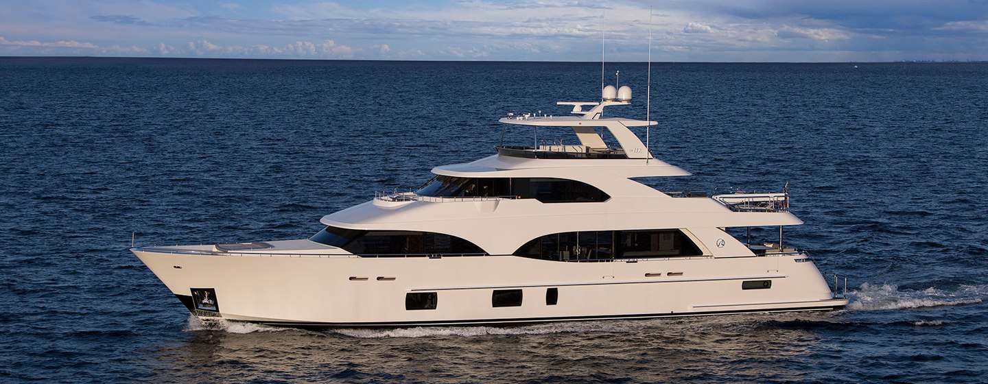 Ocean Alexander 118 Megayachts (2019 - 2020), Example 1