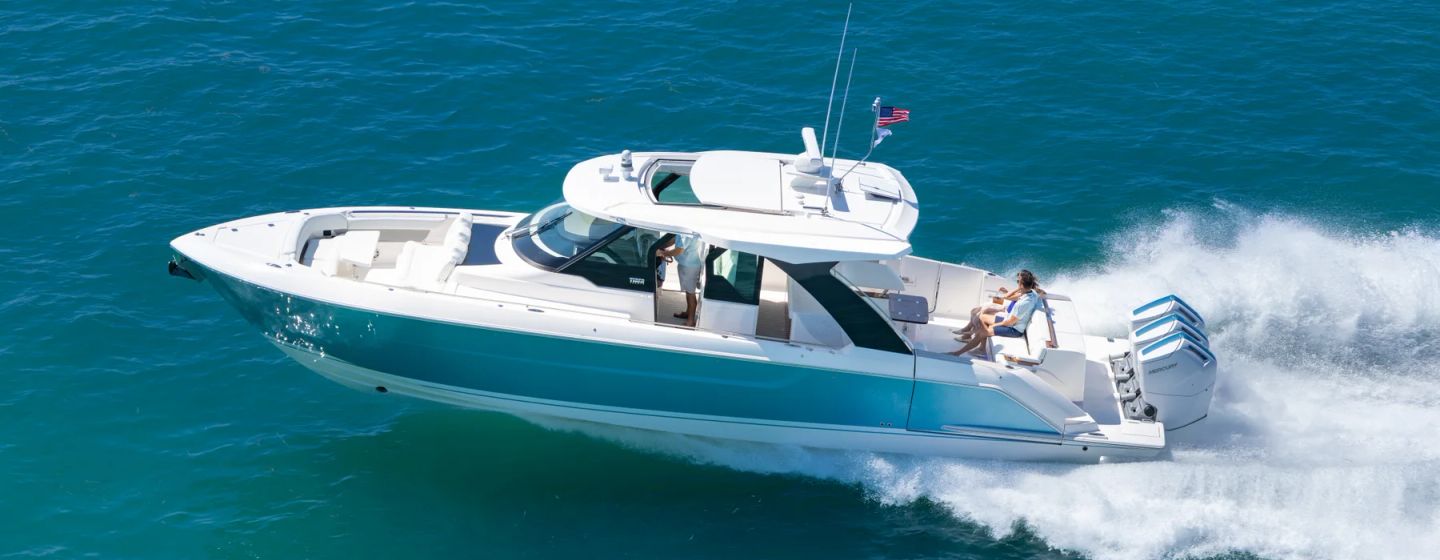Tiara 46LS Yachts, Example 1