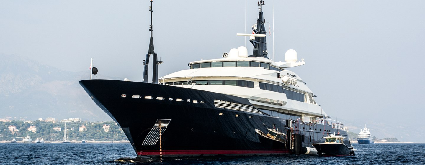 Superyacht ALFA NERO at sea