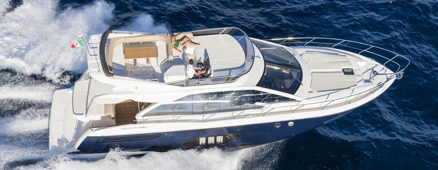 Absolute 56 FLY Yachts (Gen 1, 2013 - 2016), Example 1