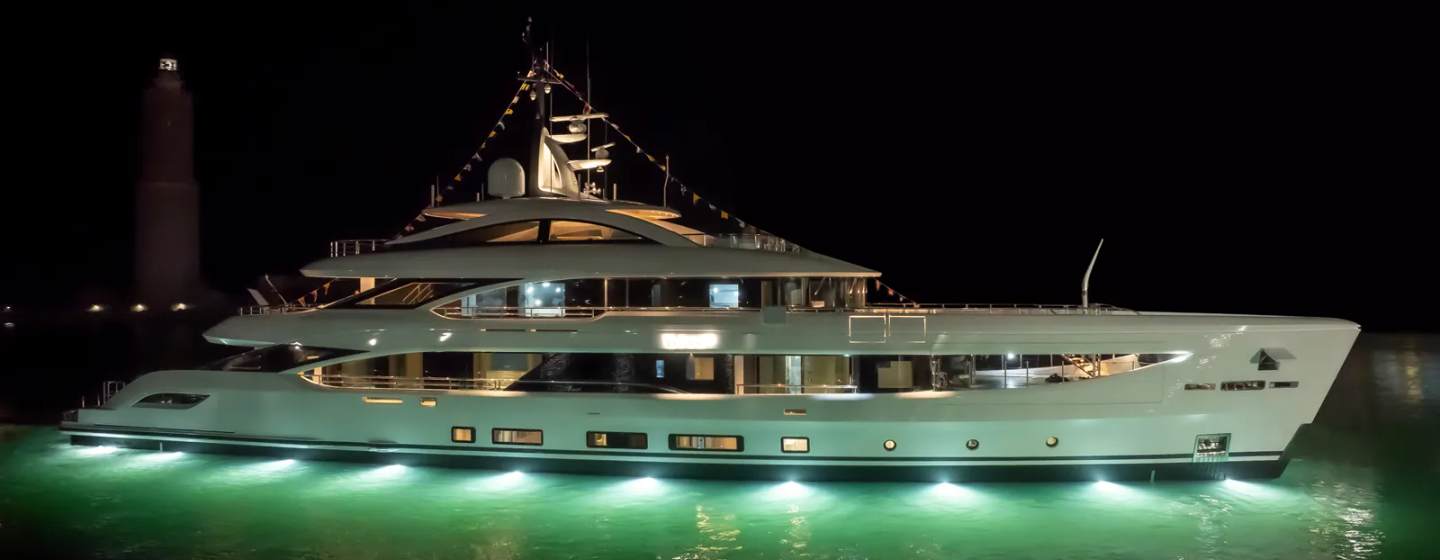 Benetti B.Now Superyacht DYNA R Launches with Oasis Deck photo 1