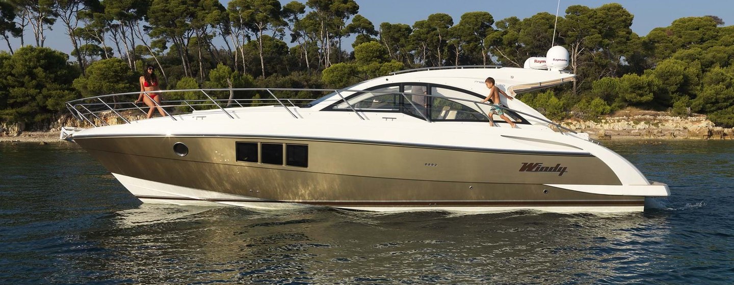 Windy 40 Maestro Yachts (2010 - 2021), Example 1