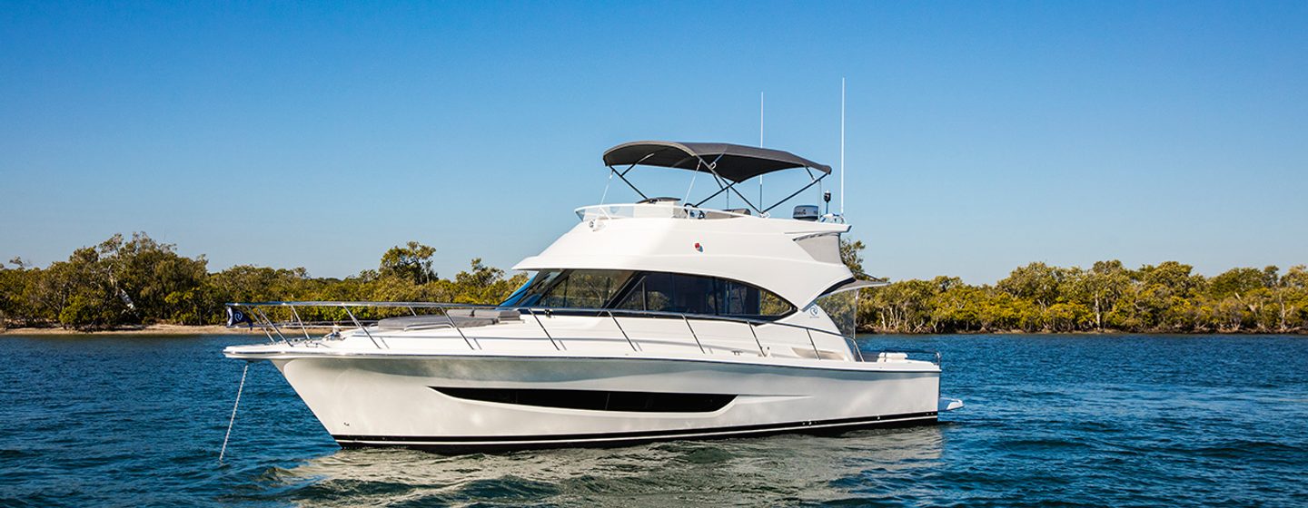 Riviera 39 Sports Motor Yachts (2018 - 2019), Example 1