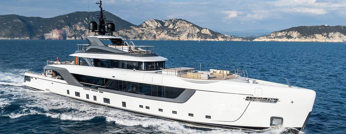 Superyacht Silver Star I under way 