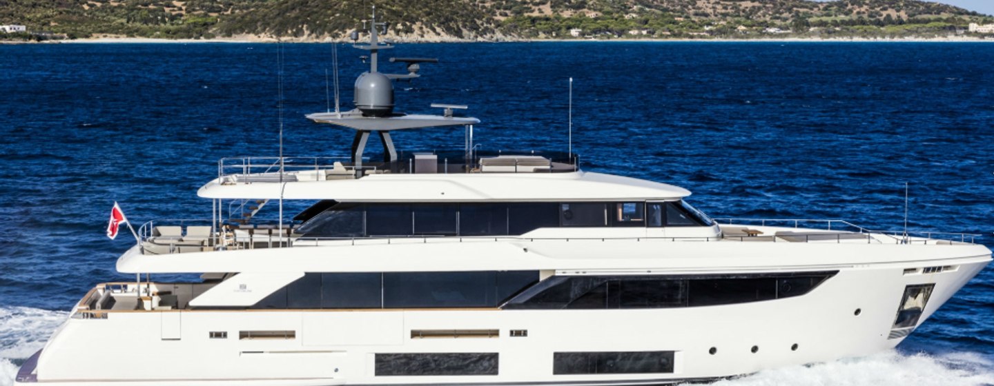 Custom Line's Navetta 33 launches fifth hull photo 1