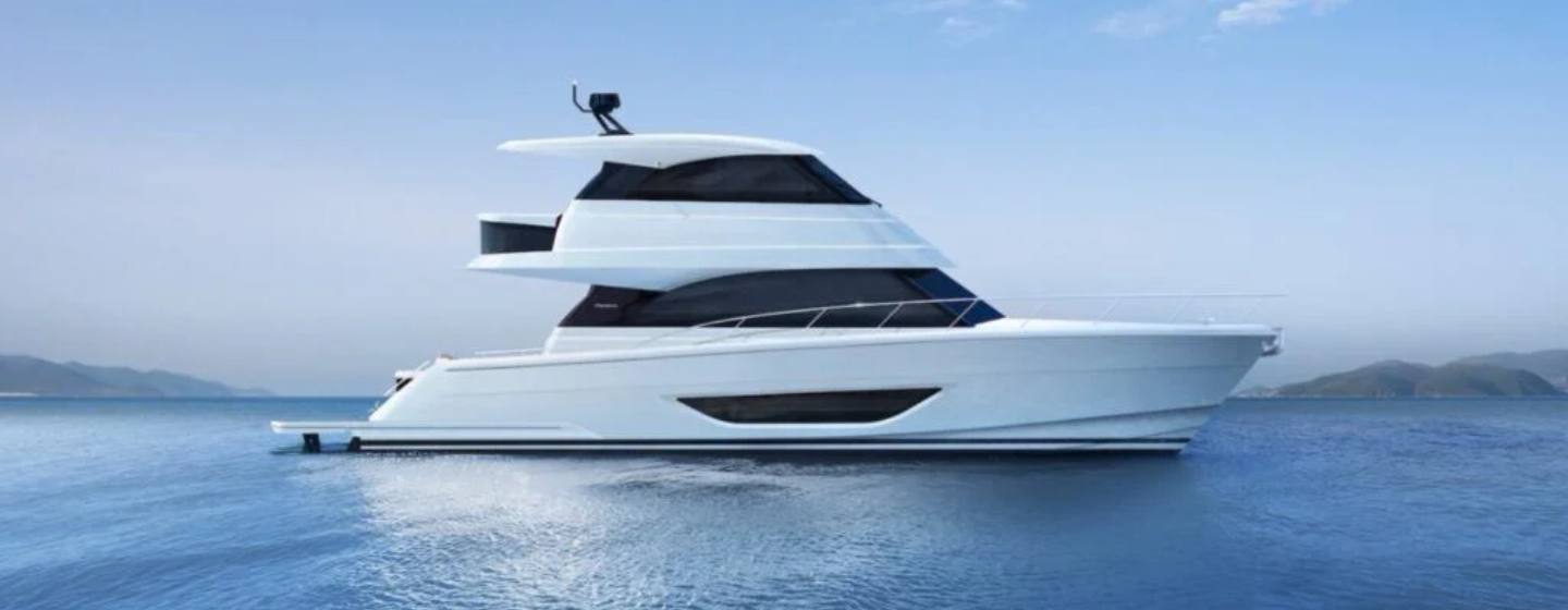 A render of the Maritimo M50 flybridge floating in a calm blue sea