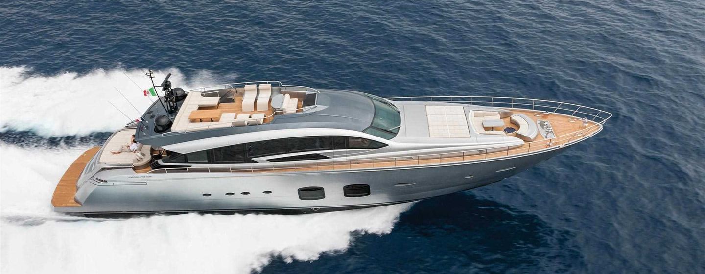 Pershing 108 Yachts (2011 - 2021), Example 1