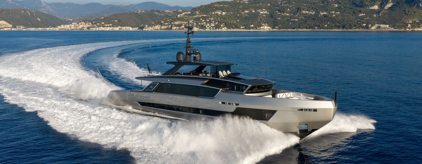 ISA Viper 130 Yachts, Example 1